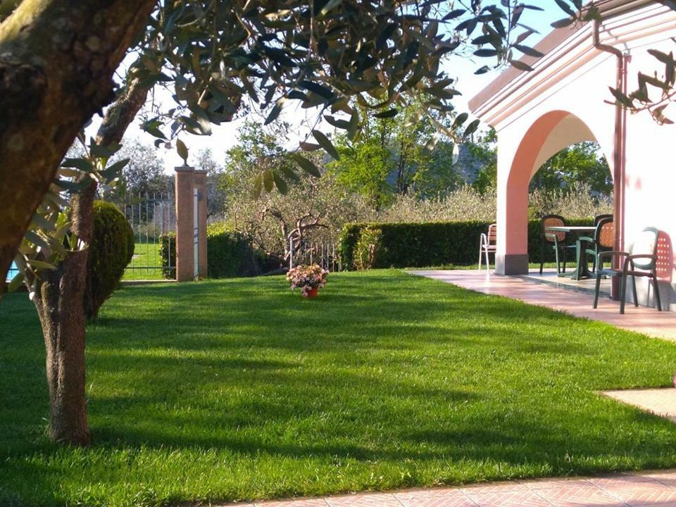 Hotel La Rossola Resort & Natura Бонассола Екстер'єр фото